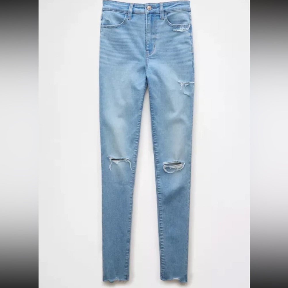 American Eagle Outfitters Women's Light Blue Jeans